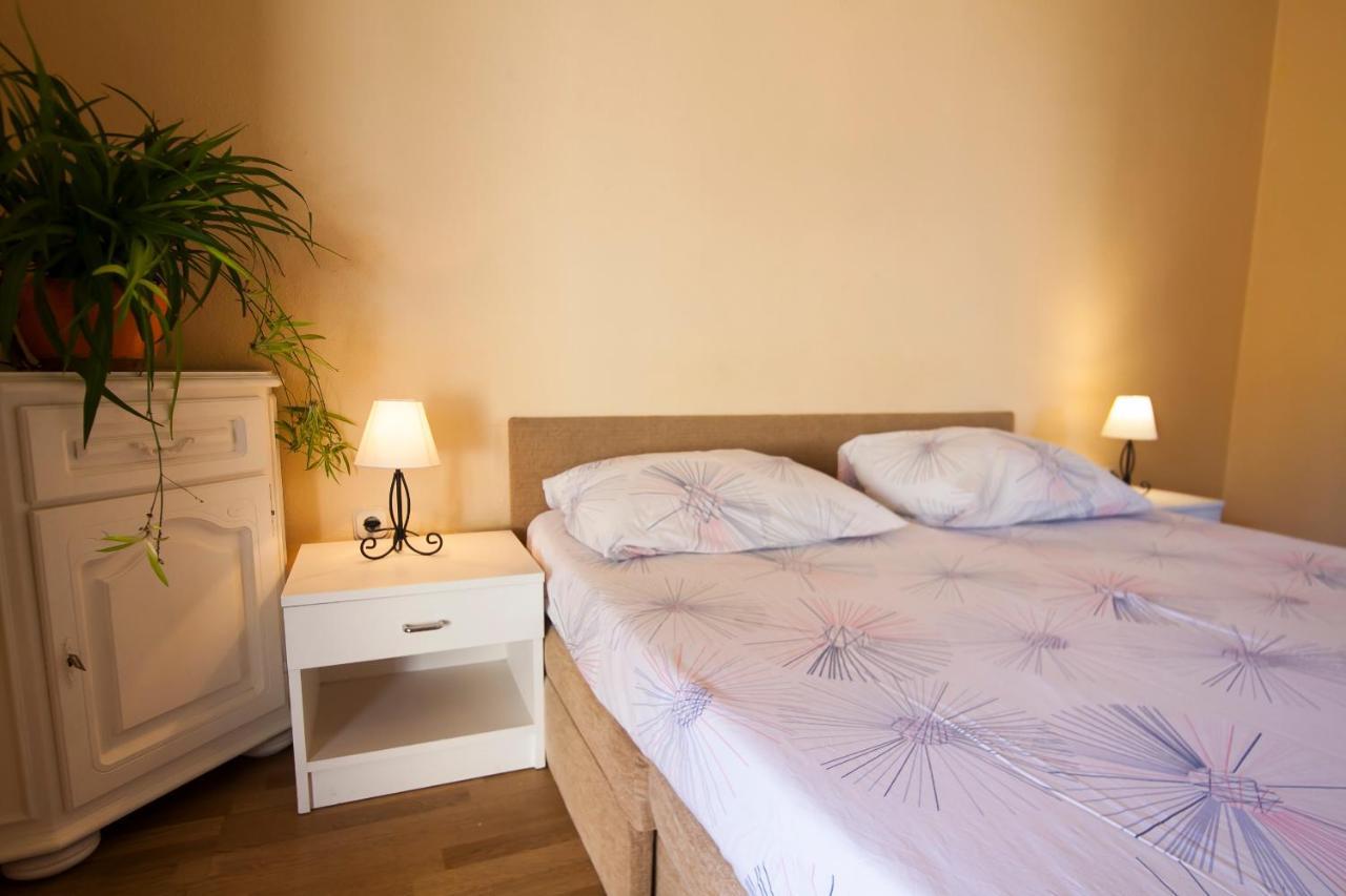 Apartments Radic Bol Ngoại thất bức ảnh